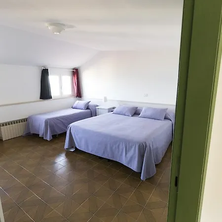 Πανσιόν Typo Typica Πέζαρο